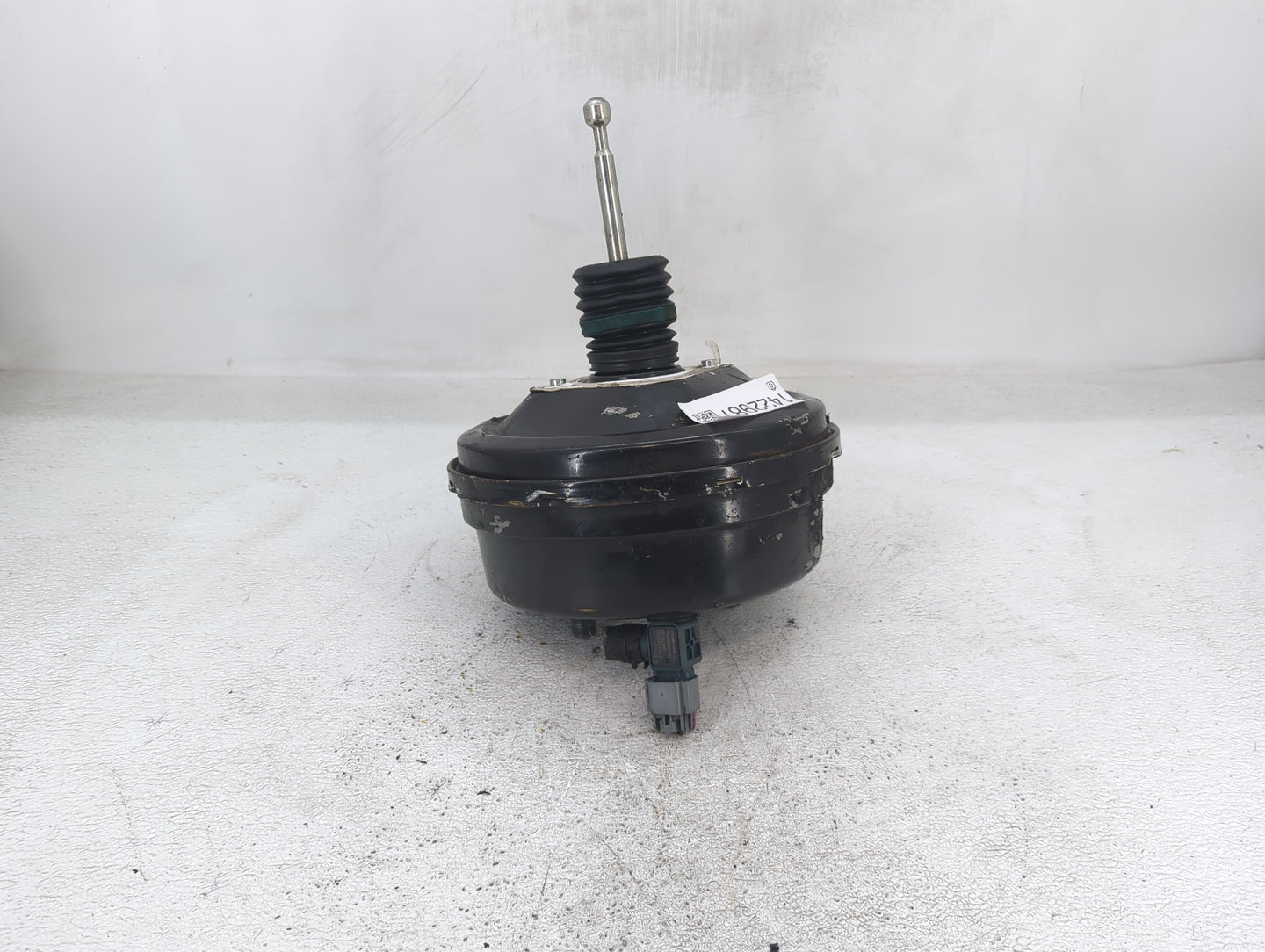 2013-2019 Cadillac Xts Brake Master Cylinder - Oemusedautoparts1.com