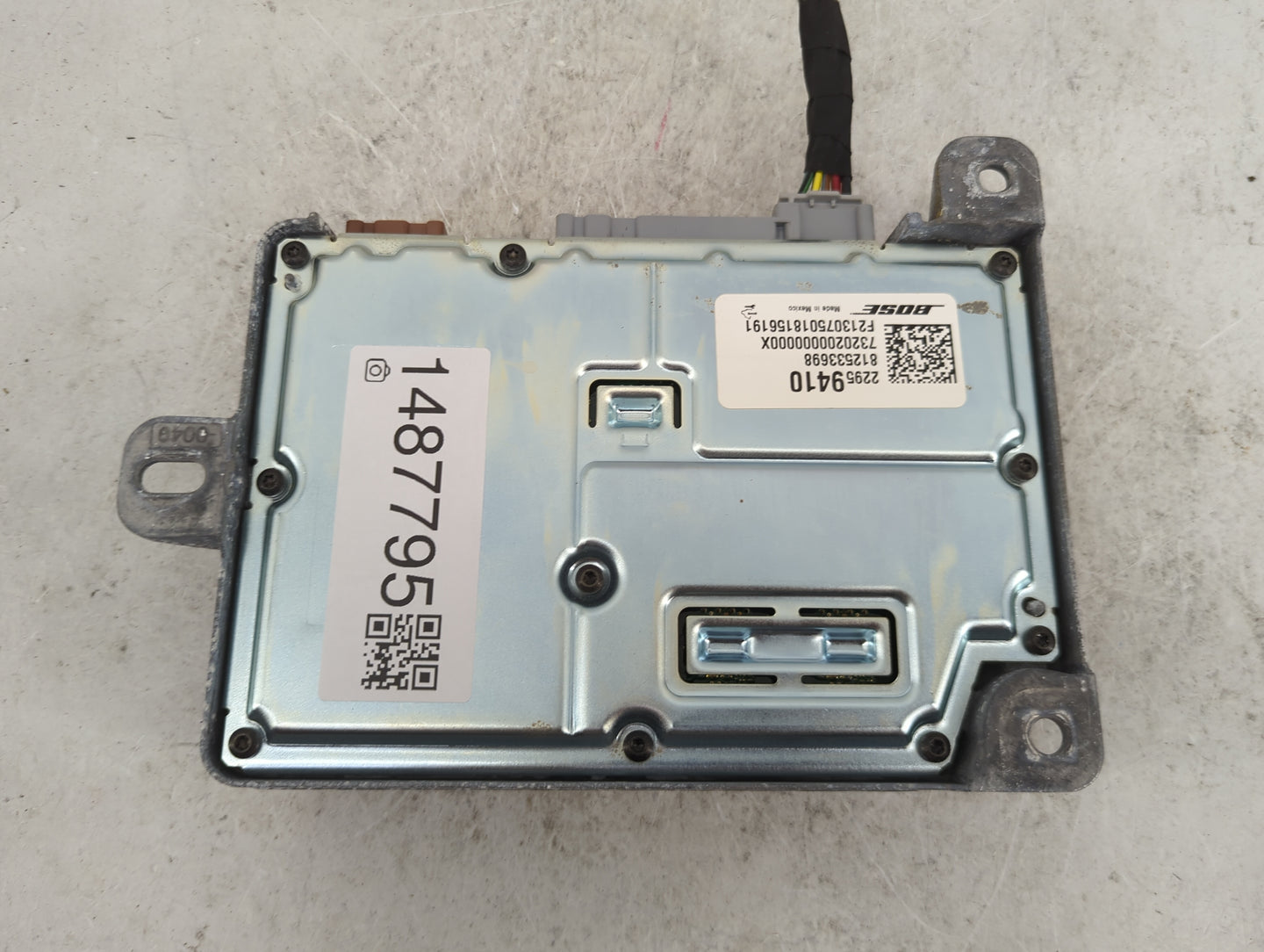 2013-2014 Cadillac Xts Radio Speaker Amplifier - Oemusedautoparts1.com