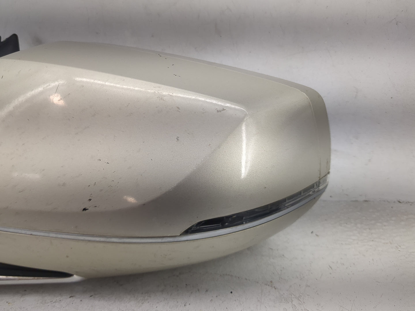 2013-2014 Cadillac Xts Driver Side View Mirror - Left Door Mirror OEM Used - Oemusedautoparts1.com
