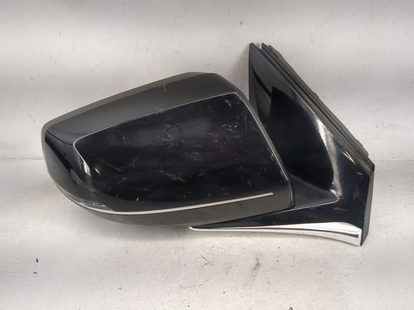 2013-2014 Cadillac Xts Passenger Side View Mirror - Right Door Mirror OEM Used - Oemusedautoparts1.com