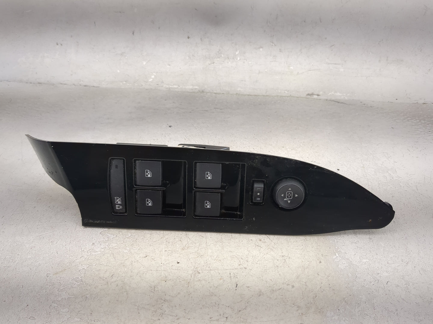 2013-2014 Cadillac Xts Master Power Window Switch Replacement Driver Side Left Fits Fits 2013 2014 OEM Used Auto Parts - Oem