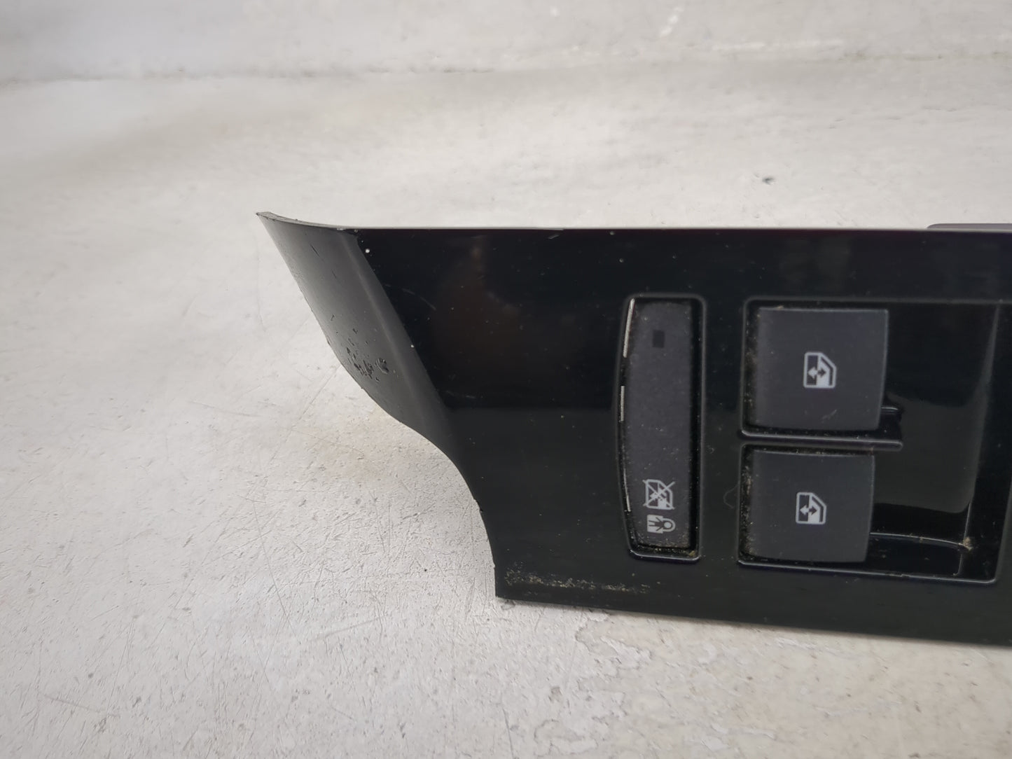 2013-2014 Cadillac Xts Master Power Window Switch Replacement Driver Side Left Fits Fits 2013 2014 OEM Used Auto Parts - Oem