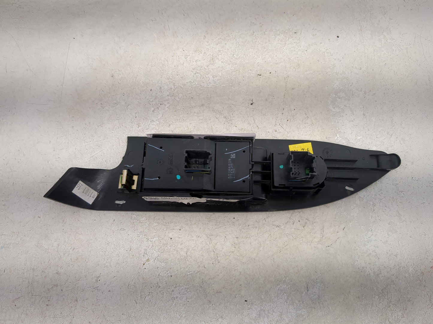 2013-2014 Cadillac Xts Master Power Window Switch Replacement Driver Side Left Fits Fits 2013 2014 OEM Used Auto Parts - Oem