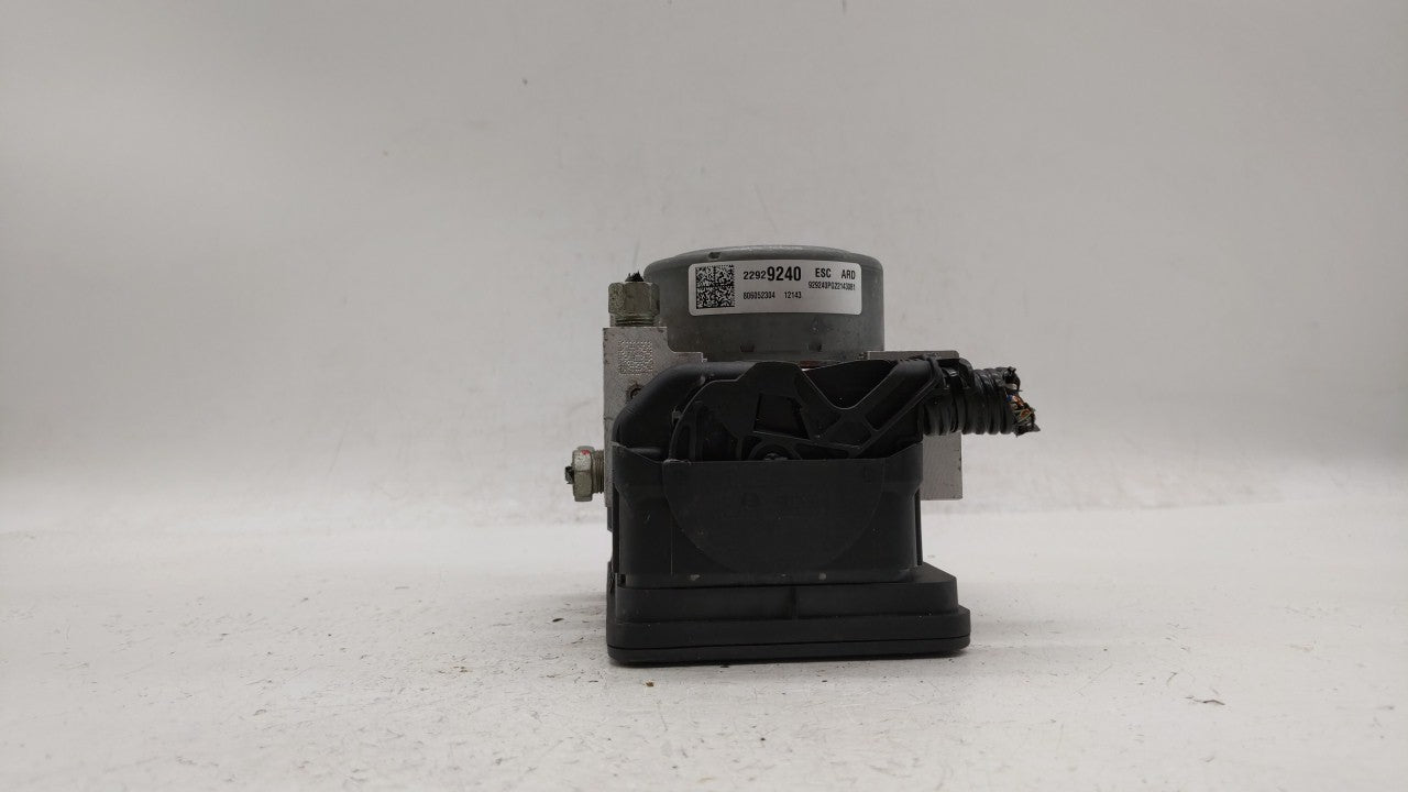 2013-2014 Cadillac Xts ABS Pump Control Module Replacement P/N:22929240 23105132, 23105094 Fits Fits 2013 2014 OEM Used Auto