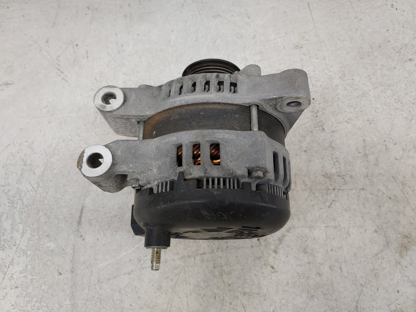 2013-2019 Cadillac Xts Alternator Replacement Generator Charging Assembly Engine OEM P/N:104210-6010 15136252 Fits OEM Used 