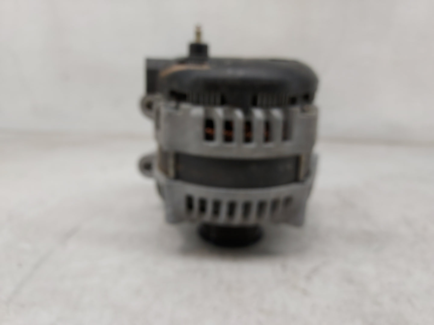 2013-2019 Cadillac Xts Alternator Replacement Generator Charging Assembly Engine OEM P/N:104210-6010 15136252 Fits OEM Used 