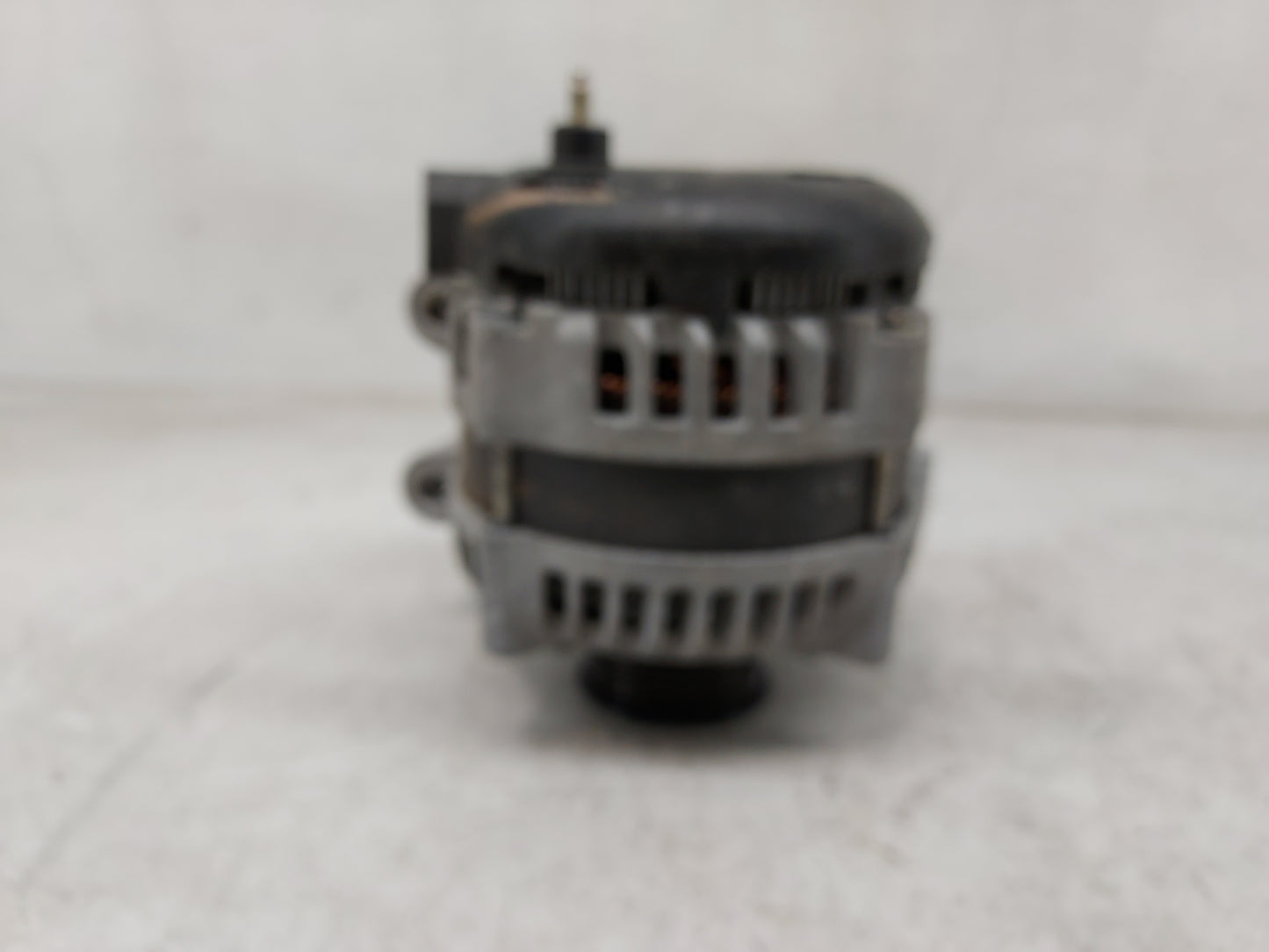 2013-2019 Cadillac Xts Alternator Replacement Generator Charging Assembly Engine OEM P/N:104210-6010 15136252 Fits OEM Used 