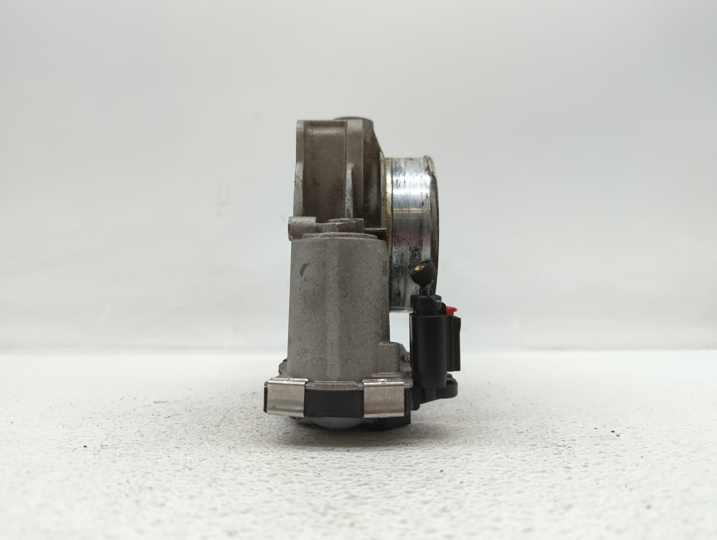2013-2019 Cadillac Xts Throttle Body P/N:12632172BA Fits Fits 2012 2013 2014 2015 2016 2017 2018 2019 OEM Used Auto Parts - 