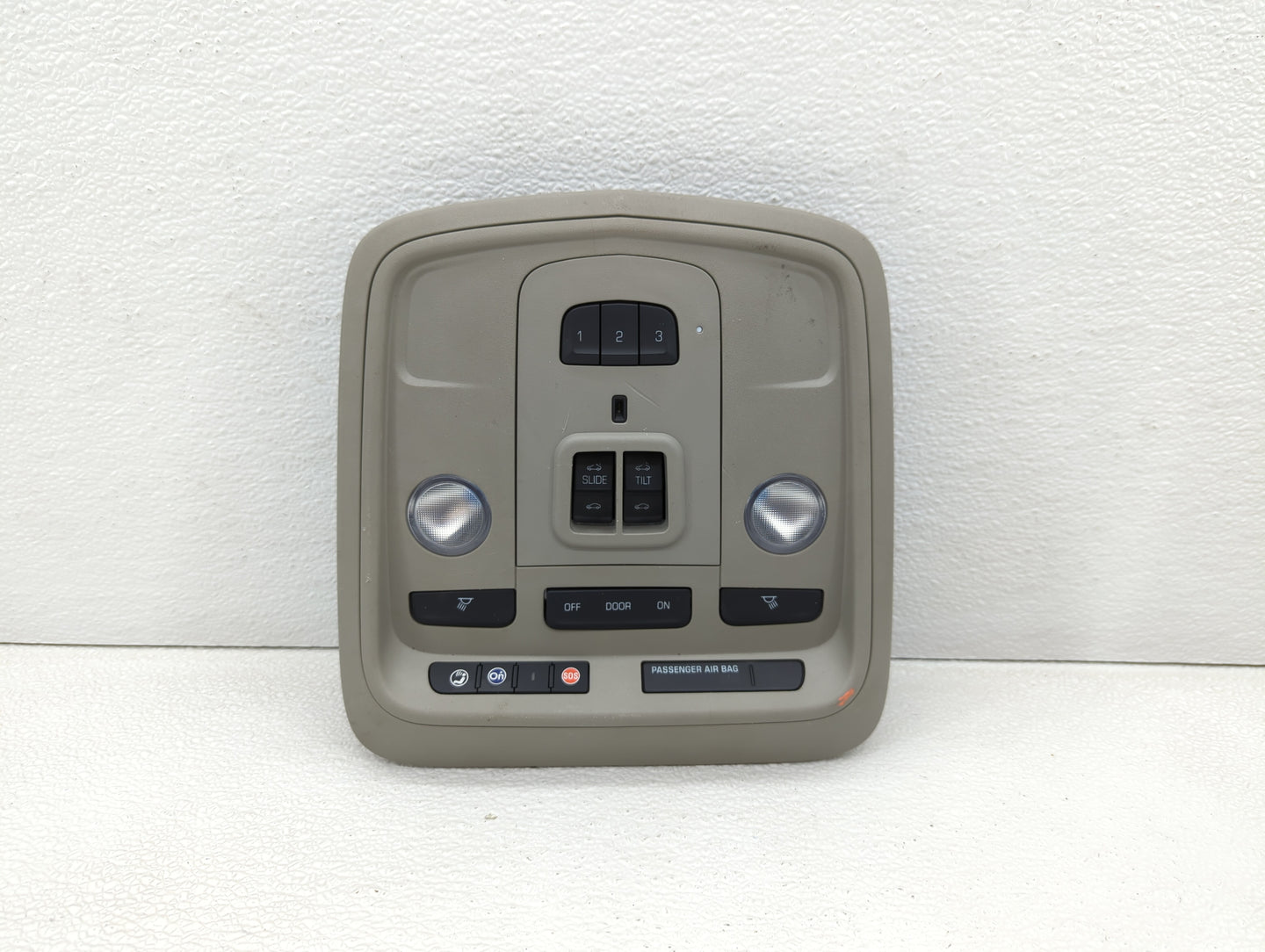 2013-2014 Cadillac Xts Overhead Roof Console - Oemusedautoparts1.com