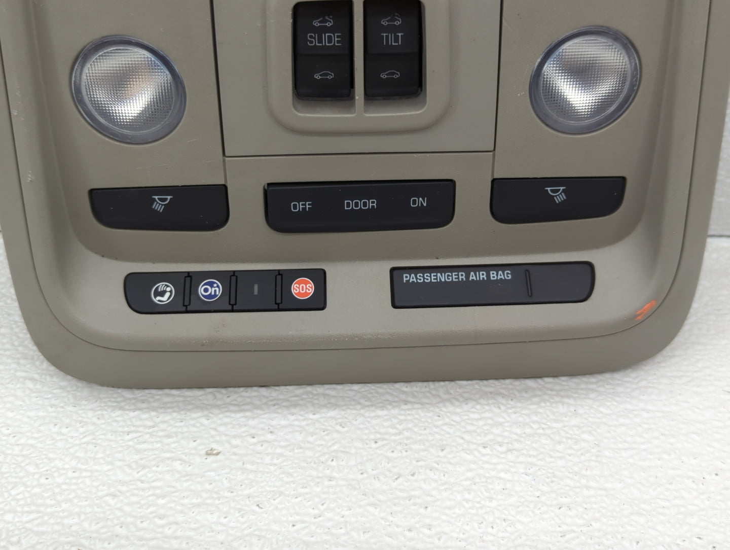 2013-2014 Cadillac Xts Overhead Roof Console - Oemusedautoparts1.com
