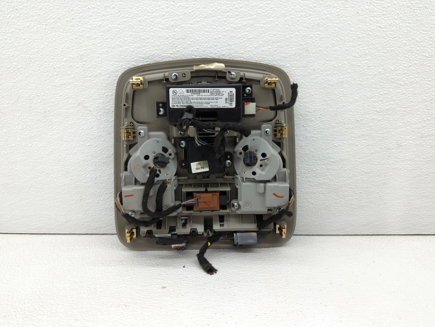 2013-2014 Cadillac Xts Overhead Roof Console - Oemusedautoparts1.com