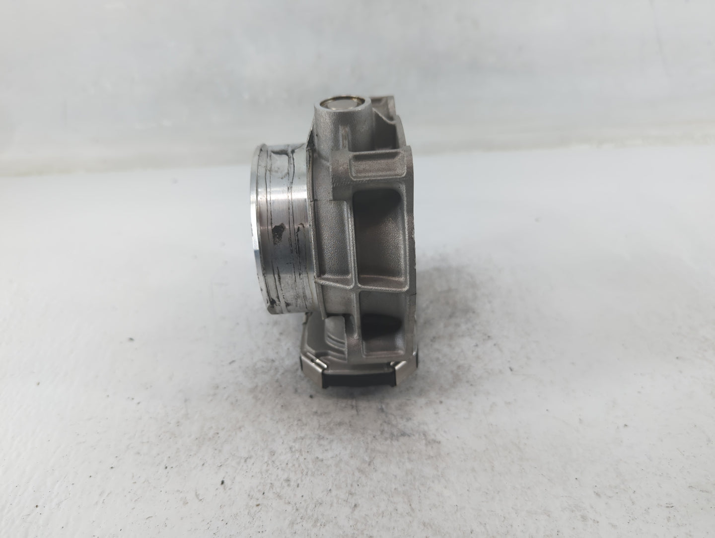 2013-2019 Cadillac Xts Throttle Body P/N:12632172BA Fits Fits 2012 2013 2014 2015 2016 2017 2018 2019 2020 2021 2022 OEM Use