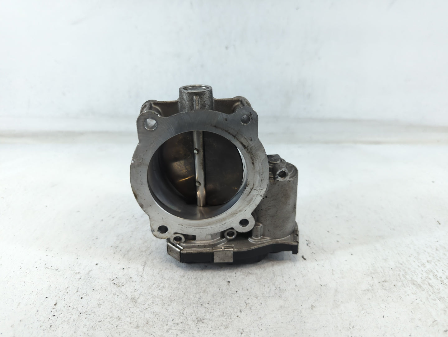 2013-2019 Cadillac Xts Throttle Body P/N:12632172BA Fits Fits 2012 2013 2014 2015 2016 2017 2018 2019 2020 2021 2022 OEM Use