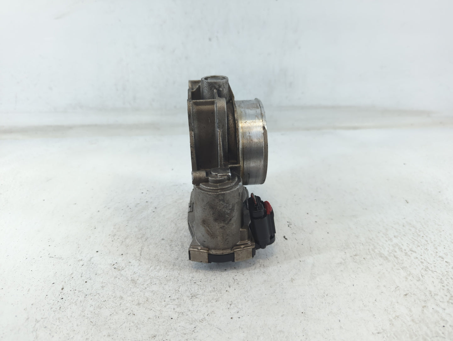 2013-2019 Cadillac Xts Throttle Body P/N:12632172BA Fits Fits 2012 2013 2014 2015 2016 2017 2018 2019 2020 2021 2022 OEM Use