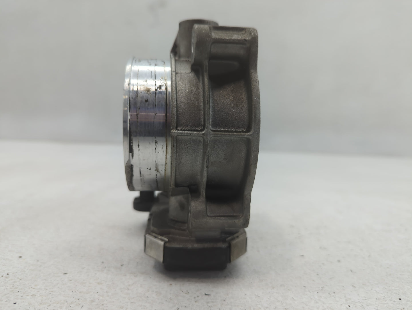 2013-2019 Cadillac Xts Throttle Body P/N:12632172BA Fits Fits 2012 2013 2014 2015 2016 2017 2018 2019 2020 2021 2022 OEM Use