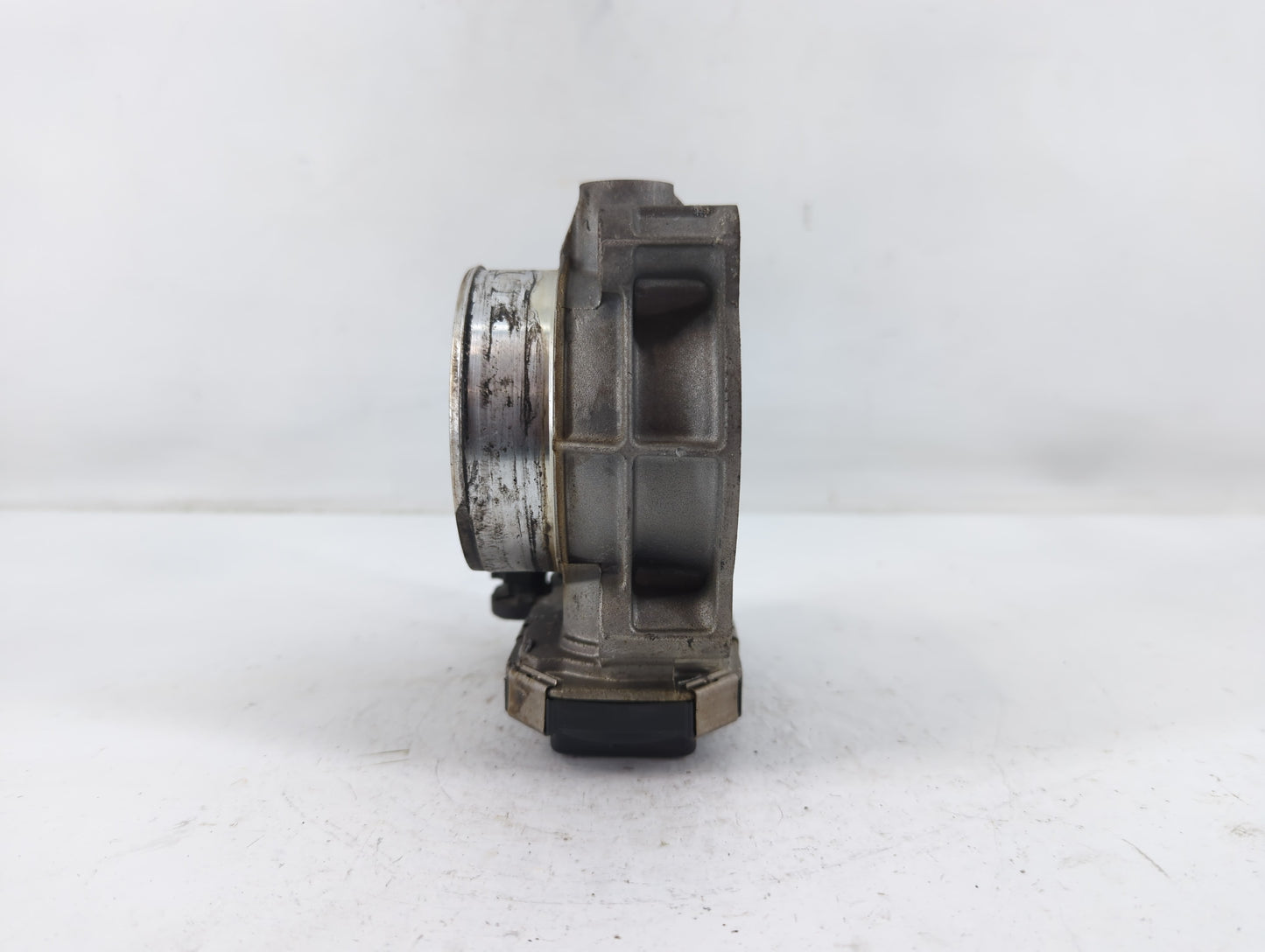 2013-2019 Cadillac Xts Throttle Body P/N:12632172BA Fits Fits 2012 2013 2014 2015 2016 2017 2018 2019 2020 2021 2022 OEM Use