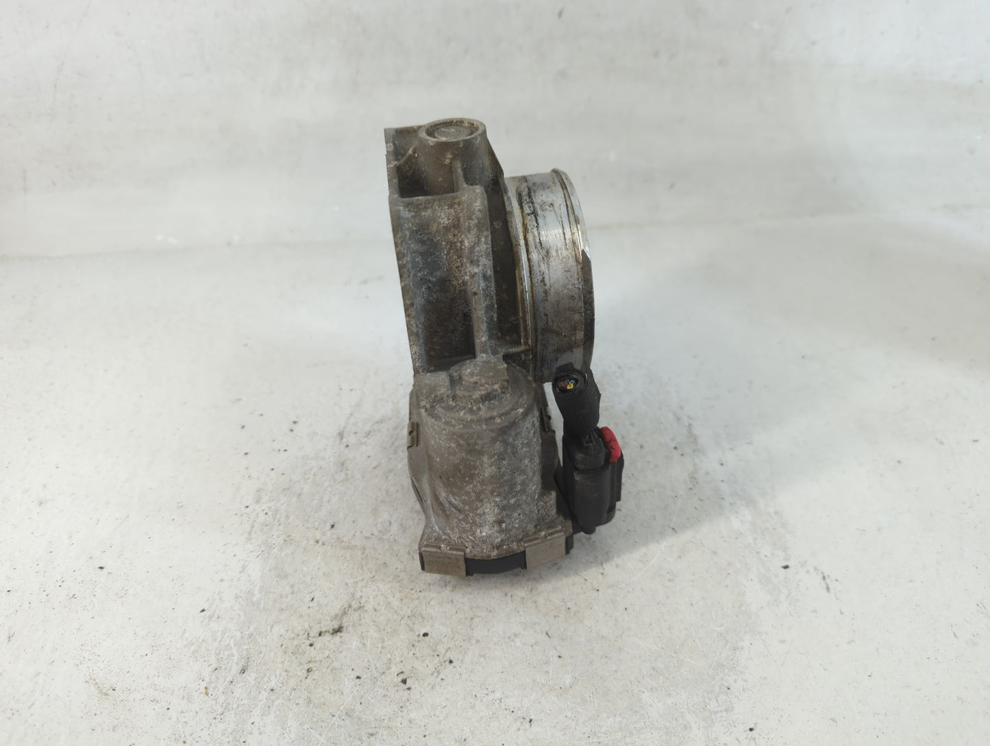 2013-2019 Cadillac Xts Throttle Body P/N:12632172BA Fits Fits 2012 2013 2014 2015 2016 2017 2018 2019 2020 2021 2022 OEM Use