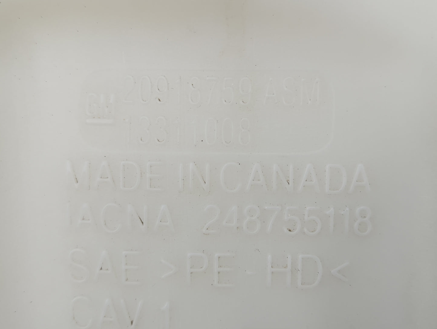 2013-2019 Cadillac Xts Windshield Washer Fluid Reservoir Bottle Oem - Oemusedautoparts1.com