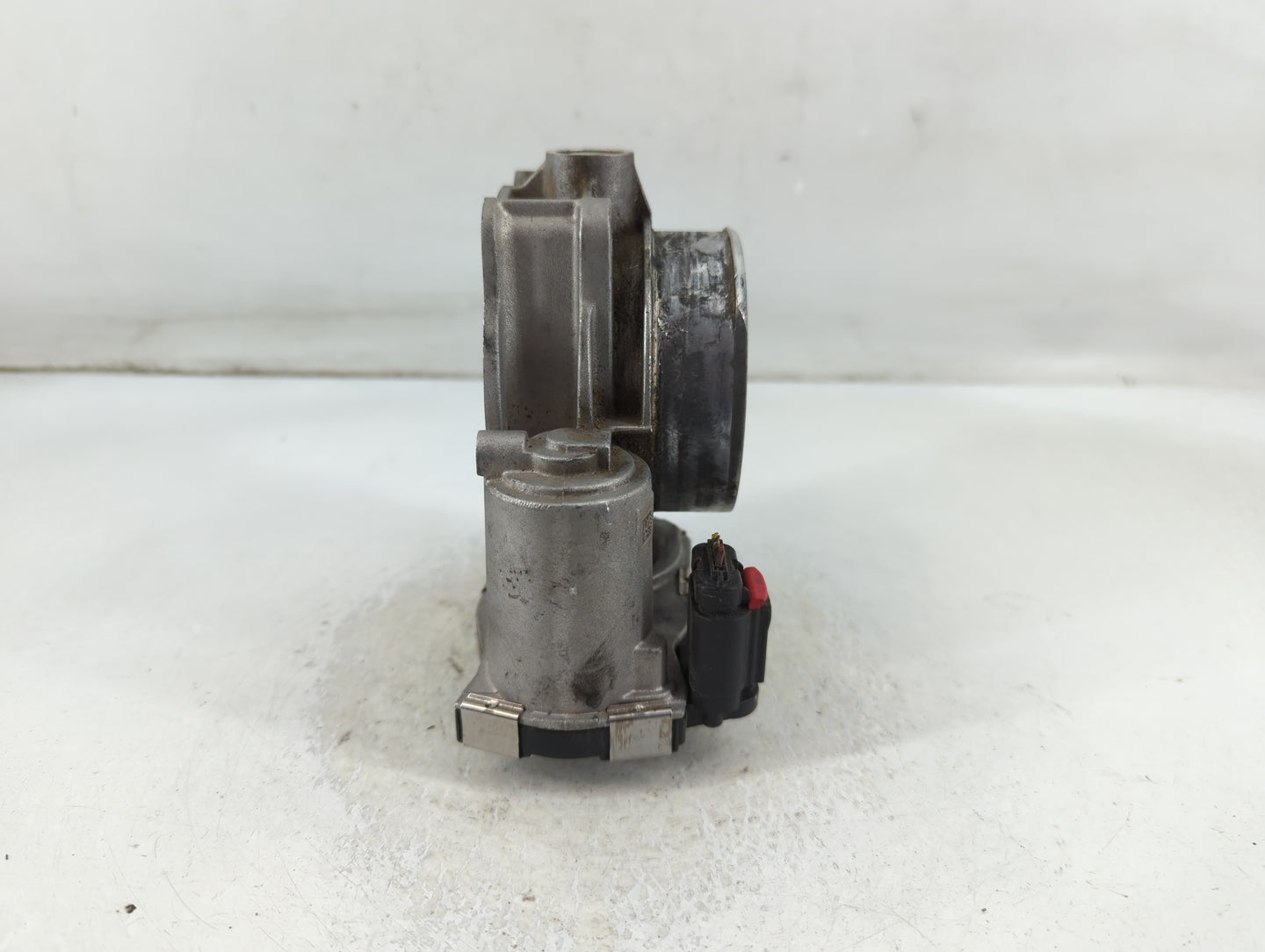 2013-2019 Cadillac Xts Throttle Body P/N:12632172BA Fits Fits 2012 2013 2014 2015 2016 2017 2018 2019 2020 2021 2022 OEM Use