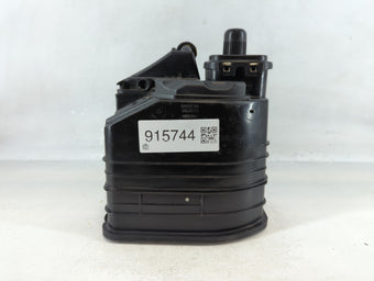 compare product 2013 Cadillac Xts Fuel Vapor Charcoal Canister 915744