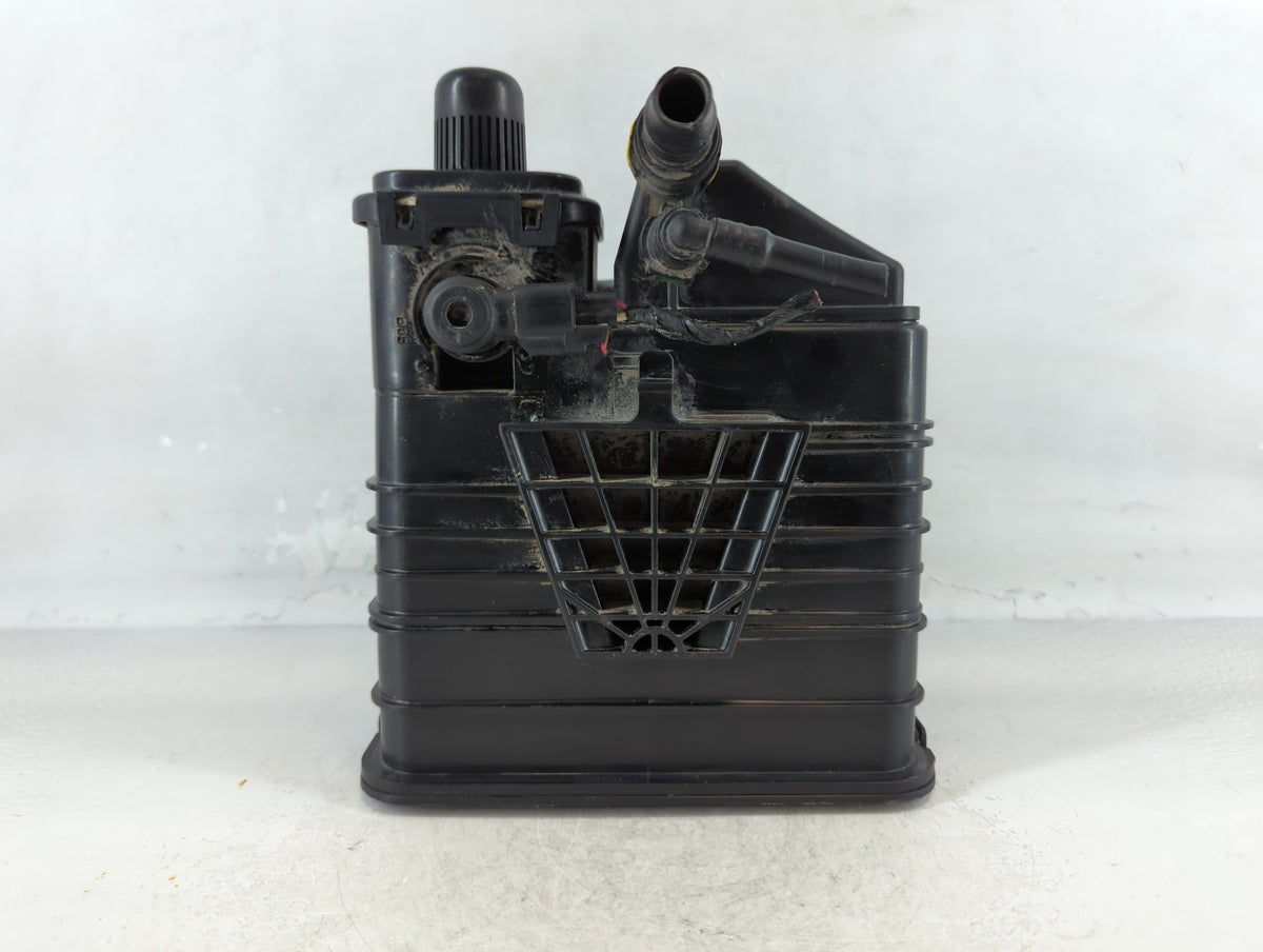 2013 Cadillac Xts Fuel Vapor Charcoal Canister 915744 - Oemusedautoparts1.com