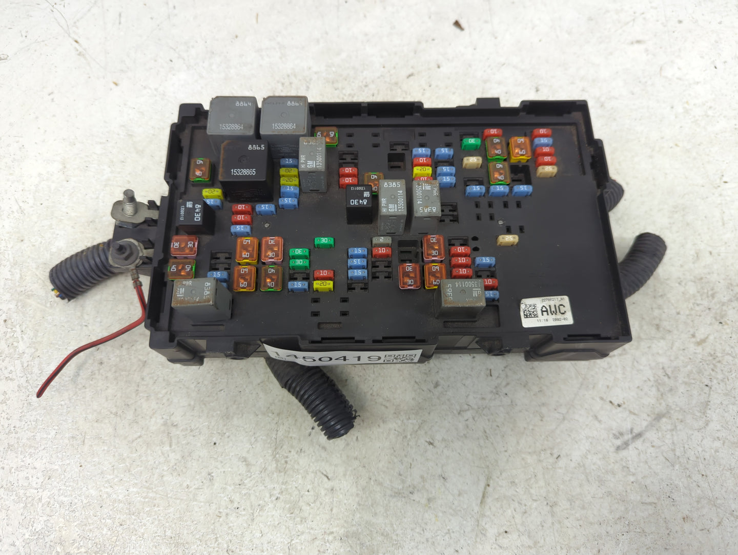 2010-2013 Chevrolet Avalanche Fusebox Fuse Box Panel Relay Module P/N:22798217 13500113 Fits Fits 2010 2011 2012 2013 2014 O