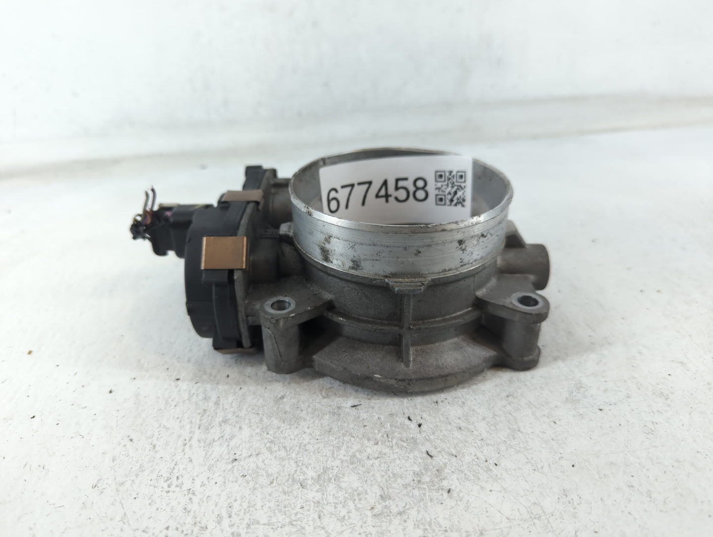 2009-2013 Chevrolet Avalanche Throttle Body P/N:RME87 12605109, 12609992 Fits Fits 2009 2010 2011 2012 2013 2014 2015 OEM Us