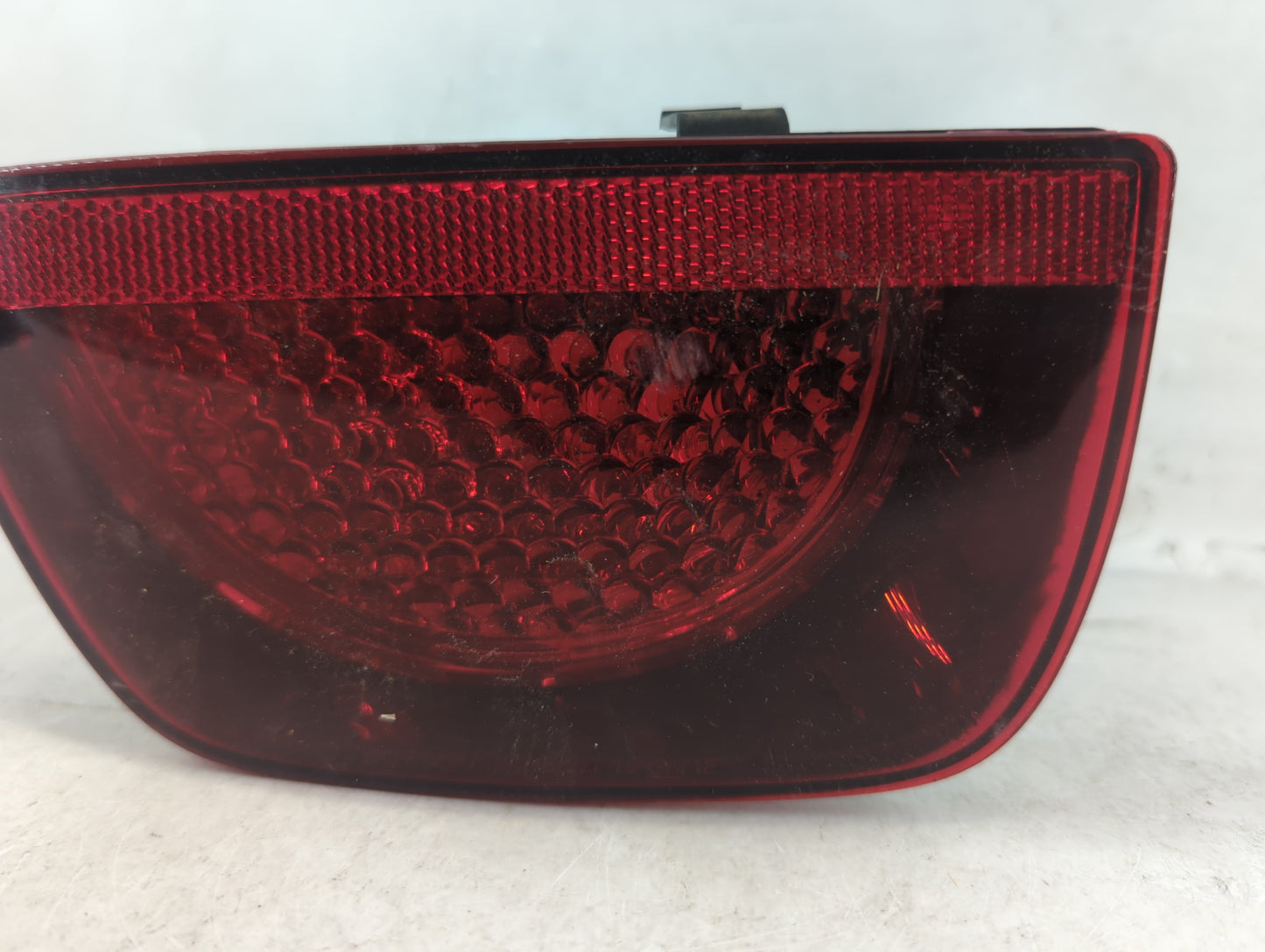 2010-2013 Chevrolet Camaro Driver Left Side Deck Lid Mounted Tail Light 1048562 - Oemusedautoparts1.com
