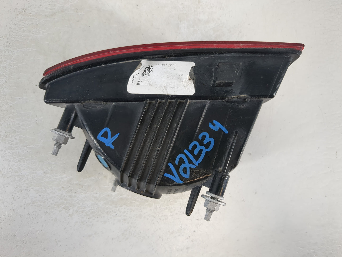 2010-2013 Chevrolet Camaro Tail Light Assembly Passenger Right OEM P/N:320370B Fits Fits 2010 2011 2012 2013 OEM Used Auto P