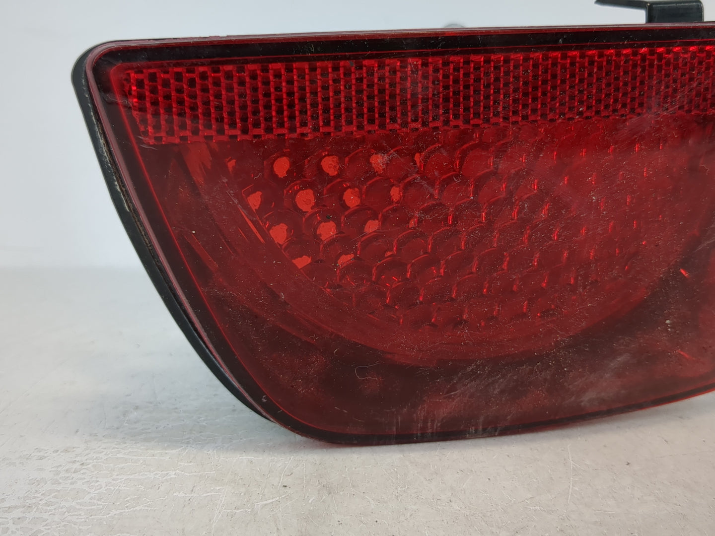 2010-2013 Chevrolet Camaro Tail Light Assembly Driver Left OEM P/N:PC50039 Fits Fits 2010 2011 2012 2013 OEM Used Auto Parts