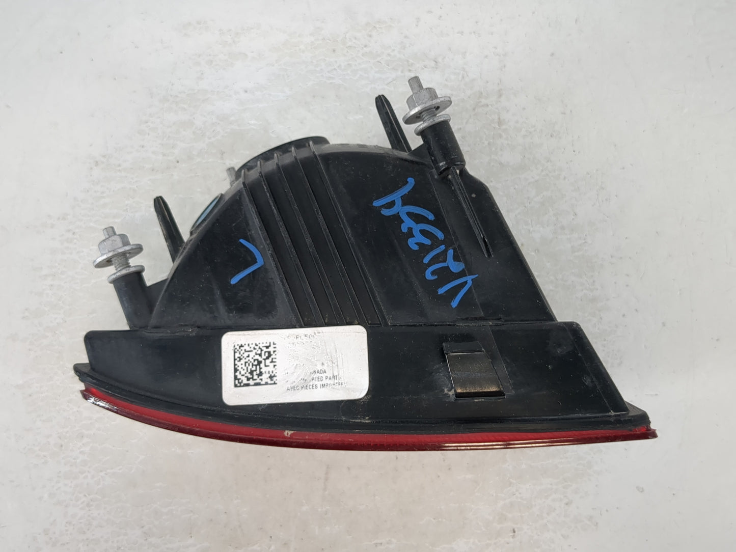2010-2013 Chevrolet Camaro Tail Light Assembly Driver Left OEM P/N:PC50039 Fits Fits 2010 2011 2012 2013 OEM Used Auto Parts