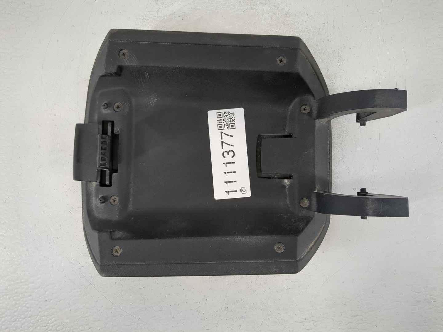 2013-2014 Chevrolet Camaro Center Console Armrest Cover Lid Fits Fits 2013 2014 OEM Used Auto Parts - Oemusedautoparts1.com
