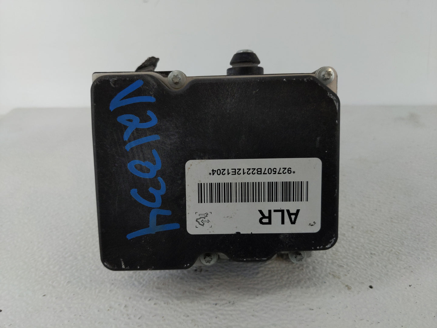 2012-2015 Chevrolet Camaro ABS Pump Control Module Replacement P/N:22807507 Fits Fits 2012 2013 2014 2015 OEM Used Auto Part