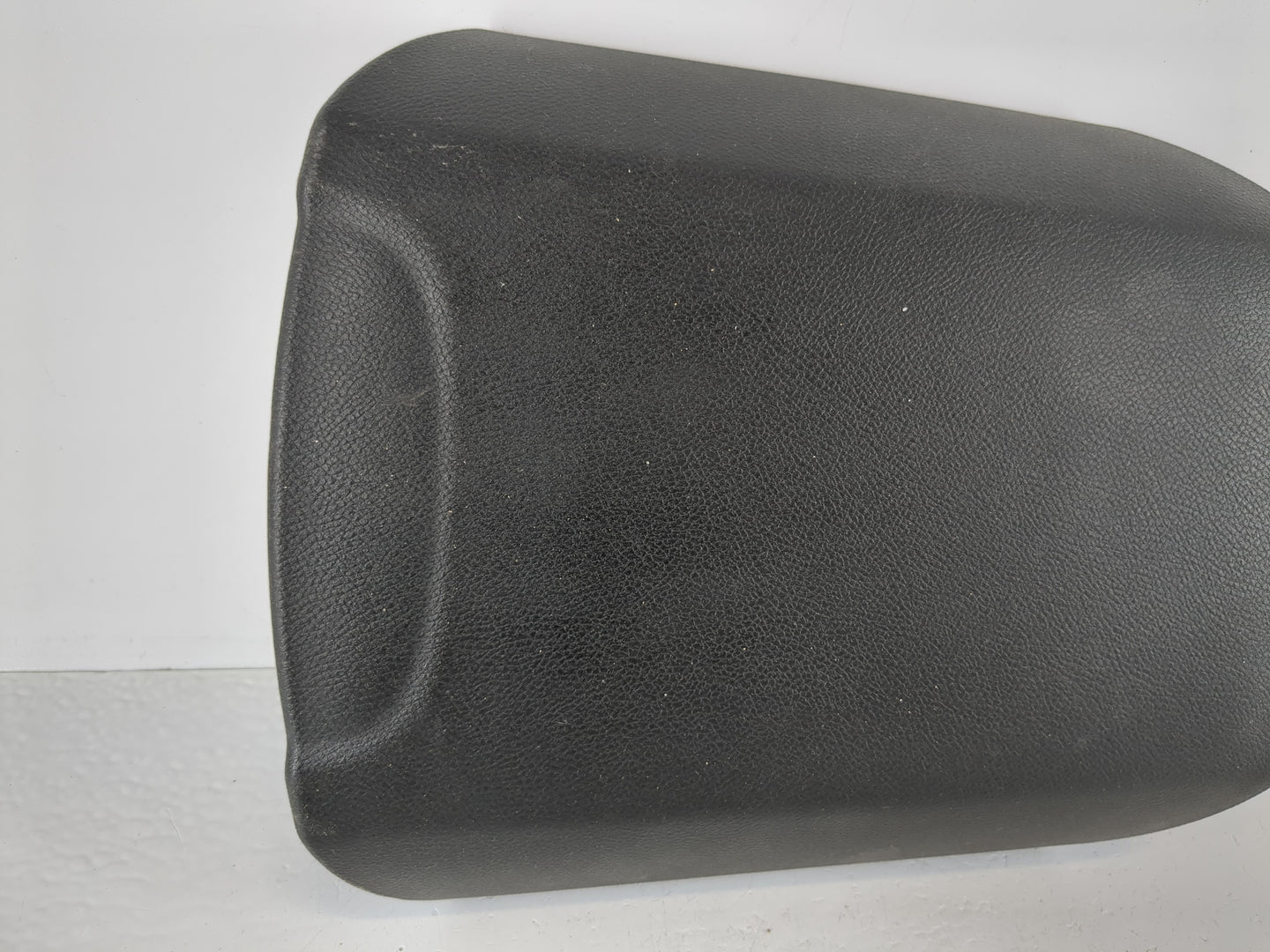 2013-2014 Chevrolet Camaro Center Console Armrest Cover Lid Fits Fits 2013 2014 OEM Used Auto Parts - Oemusedautoparts1.com