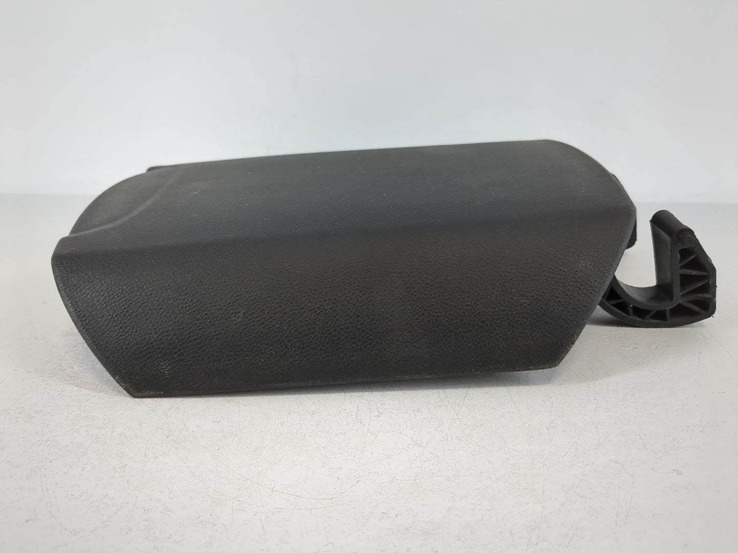 2013-2014 Chevrolet Camaro Center Console Armrest Cover Lid Fits Fits 2013 2014 OEM Used Auto Parts - Oemusedautoparts1.com