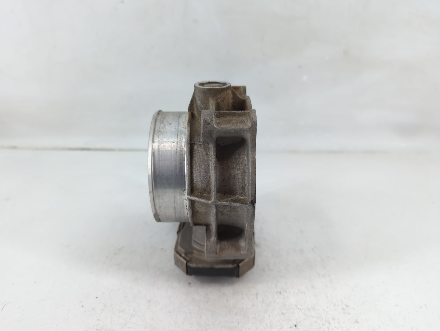 2012-2015 Chevrolet Camaro Throttle Body P/N:12632172BA Fits Fits 2012 2013 2014 2015 2016 2017 2018 2019 2020 2021 2022 OEM