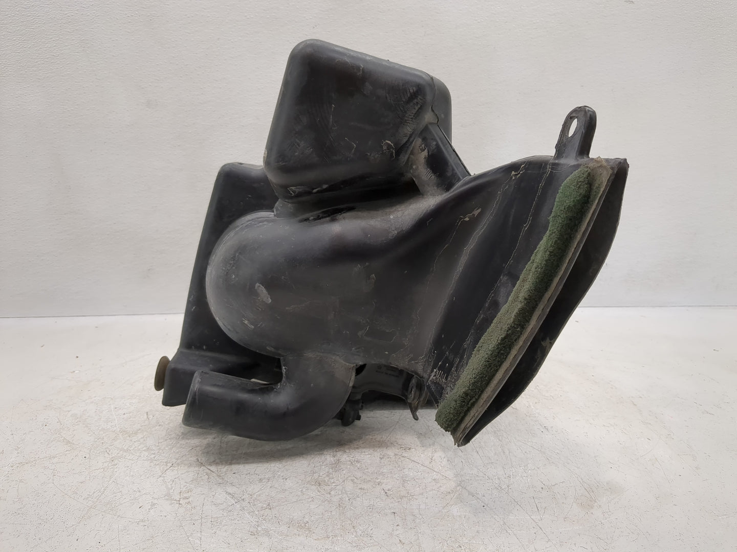 Chevrolet Camaro Air Cleaner Intake-duct Hose Tube - Oemusedautoparts1.com