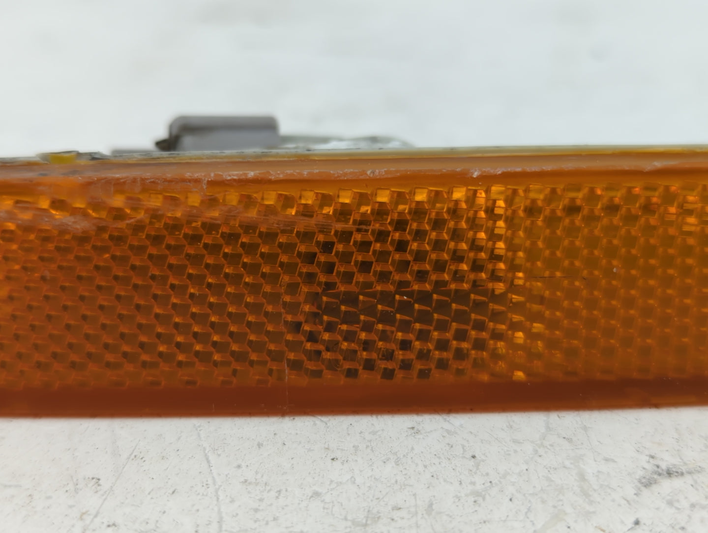2010-2015 Chevrolet Camaro Passenger Right Oem Front Light Lamp - Oemusedautoparts1.com