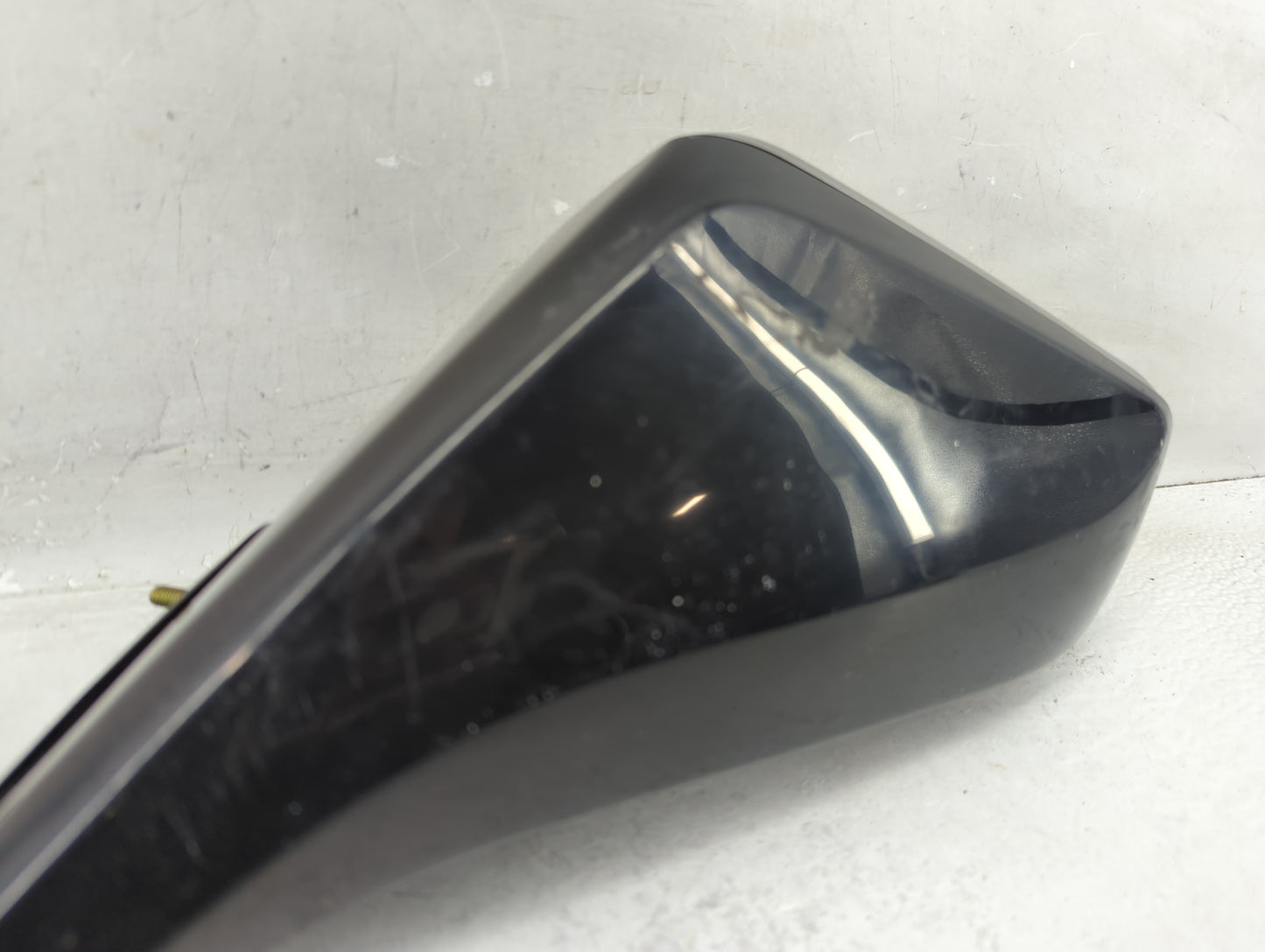 2010-2015 Chevrolet Camaro Driver Side View Mirror - Left Door Mirror OEM Used - Oemusedautoparts1.com