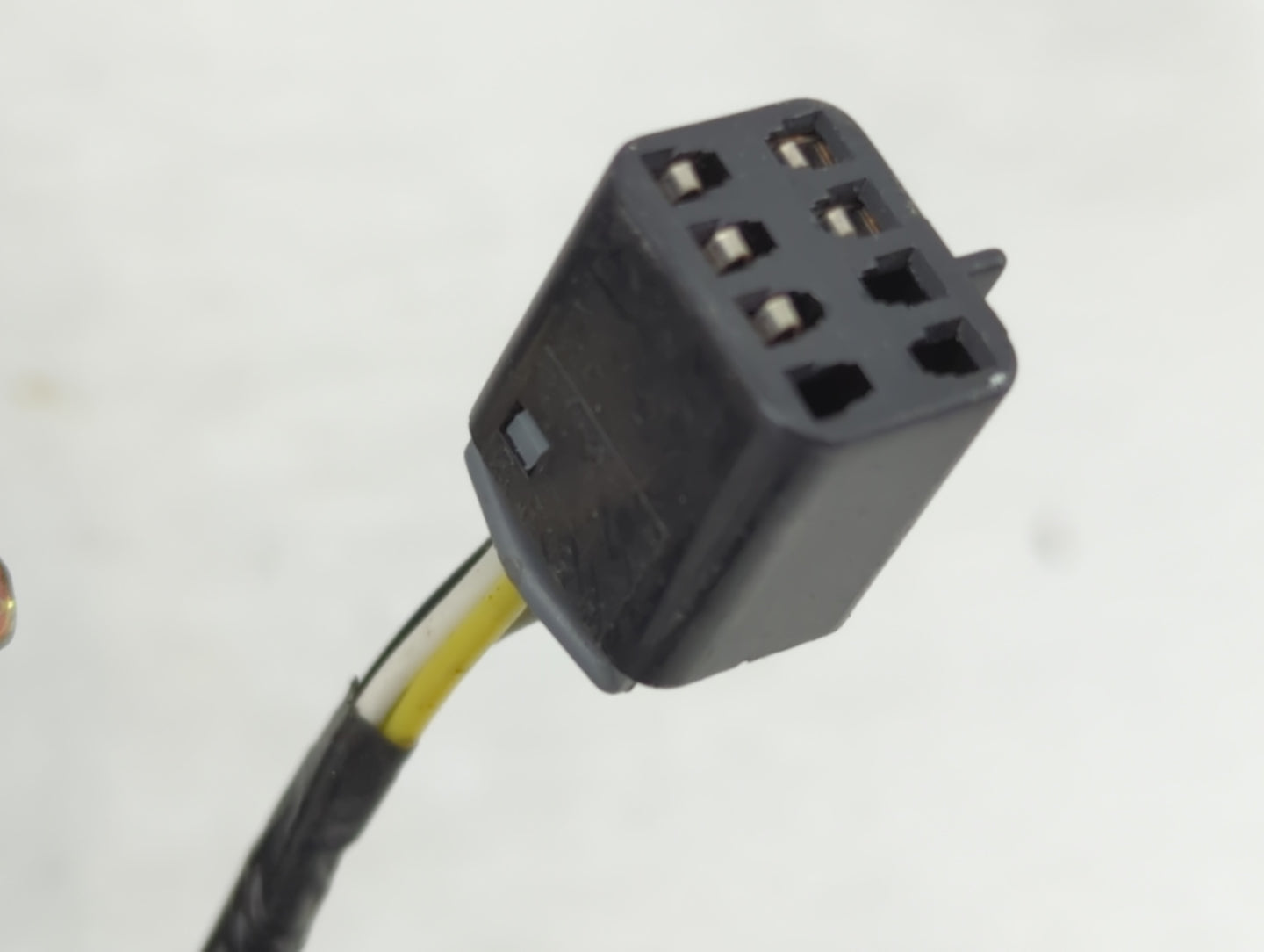 2010-2015 Chevrolet Camaro Driver Side View Mirror - Left Door Mirror OEM Used - Oemusedautoparts1.com