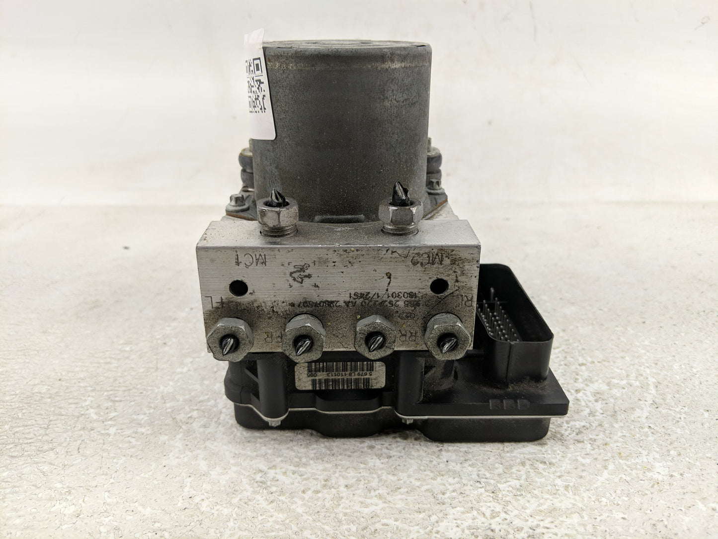 2012-2015 Chevrolet Camaro ABS Pump Control Module Replacement P/N:22807507 Fits Fits 2012 2013 2014 2015 OEM Used Auto Part