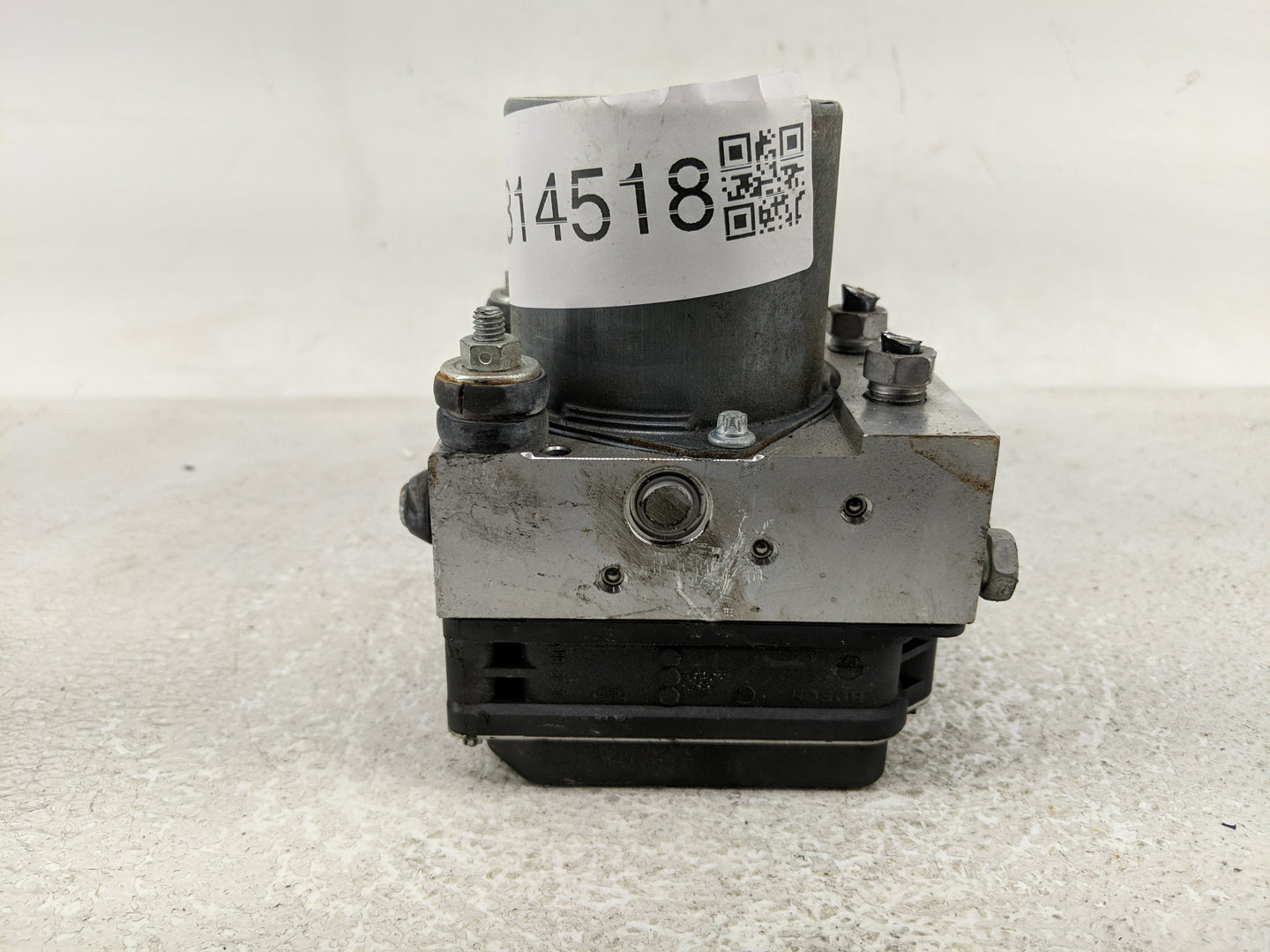 2012-2015 Chevrolet Camaro ABS Pump Control Module Replacement P/N:22807507 Fits Fits 2012 2013 2014 2015 OEM Used Auto Part