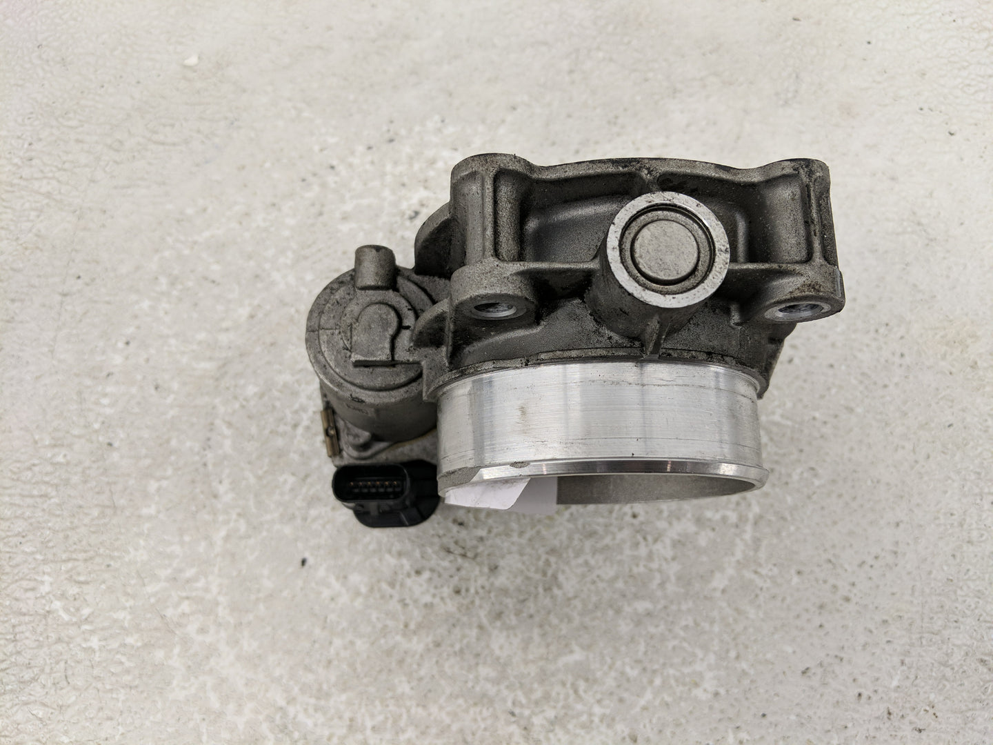 2013 Chevrolet Camaro Throttle Body P/N:12632172BA Fits OEM Used Auto Parts - Oemusedautoparts1.com