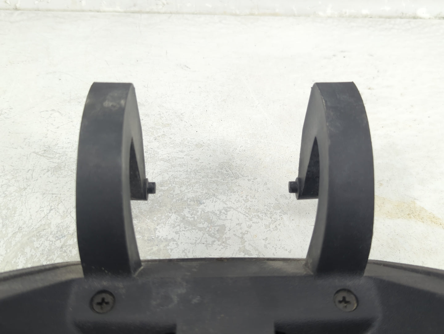 2013 Chevrolet Camaro Center Console Armrest Cover Lid Fits OEM Used Auto Parts - Oemusedautoparts1.com