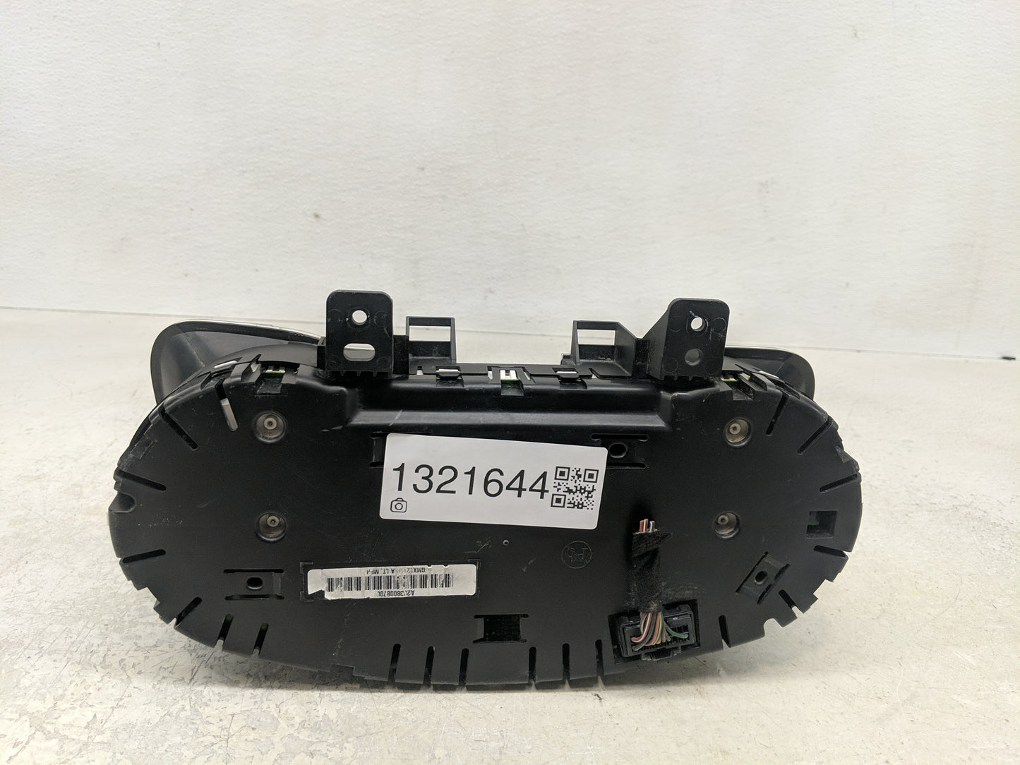 2013 Chevrolet Camaro Instrument Cluster Speedometer Gauges Fits OEM Used Auto Parts - Oemusedautoparts1.com