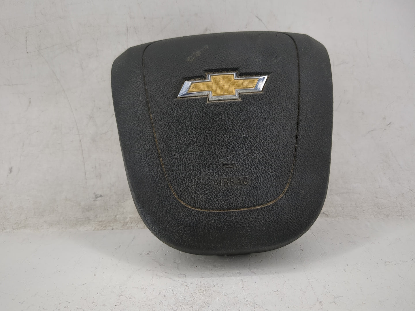 2012-2015 Chevrolet Camaro Air Bag Driver Left Steering Wheel Mounted P/N:22943125 Fits Fits 2012 2013 2014 2015 OEM Used Au