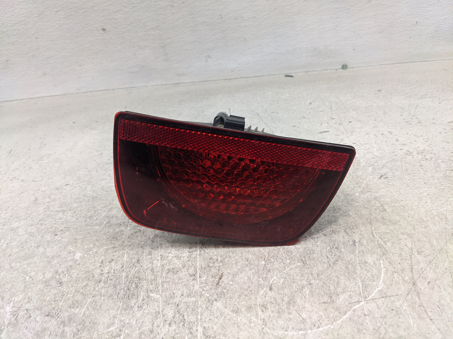 2010-2013 Chevrolet Camaro Tail Light Assembly Driver Left OEM Fits Fits 2010 2011 2012 2013 OEM Used Auto Parts - Oemusedau