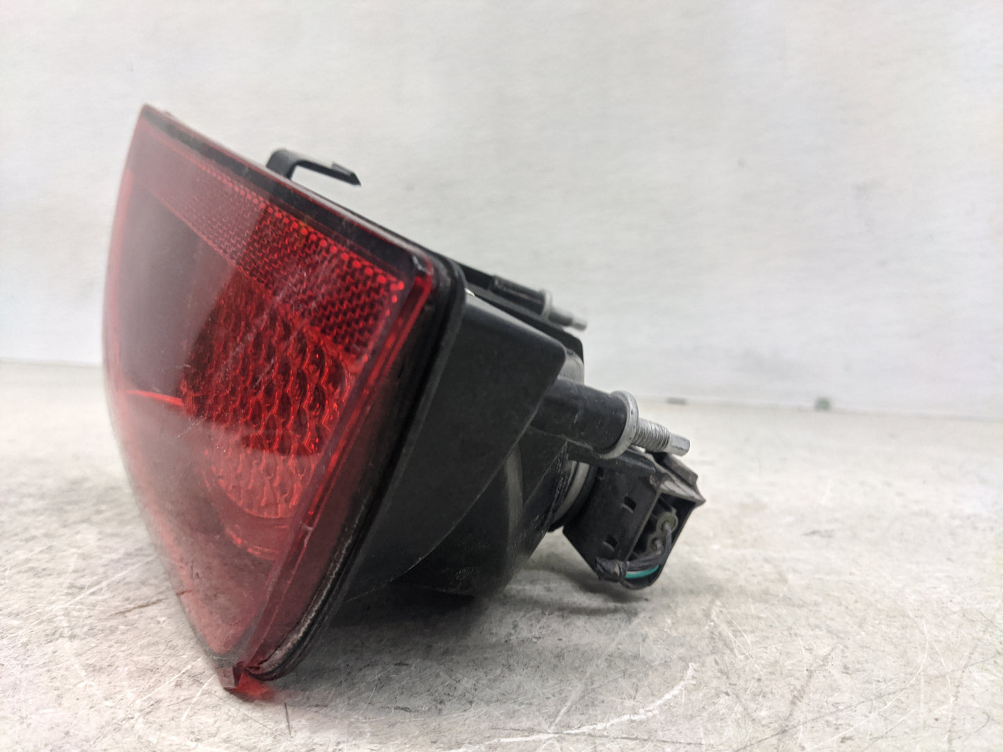 2010-2013 Chevrolet Camaro Tail Light Assembly Driver Left OEM Fits Fits 2010 2011 2012 2013 OEM Used Auto Parts - Oemusedau