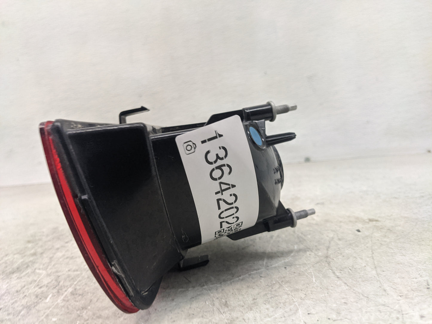 2010-2013 Chevrolet Camaro Tail Light Assembly Driver Left OEM P/N:92244323 Fits Fits 2010 2011 2012 2013 OEM Used Auto Part