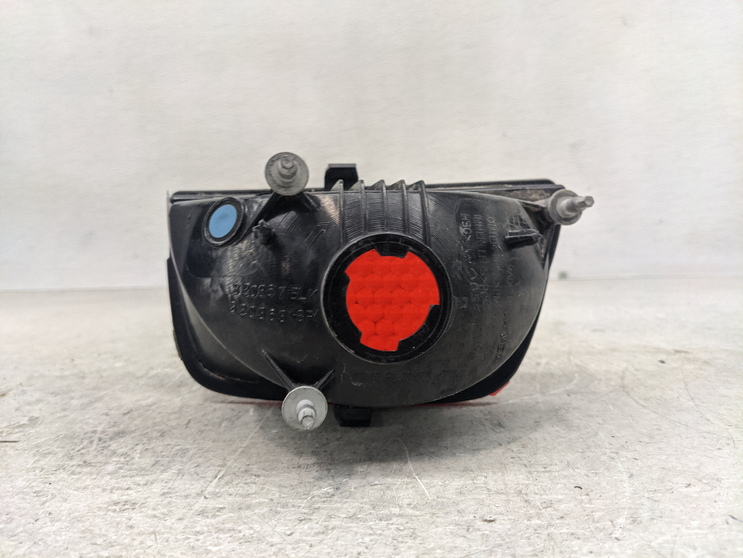2010-2013 Chevrolet Camaro Tail Light Assembly Driver Left OEM P/N:92244323 Fits Fits 2010 2011 2012 2013 OEM Used Auto Part
